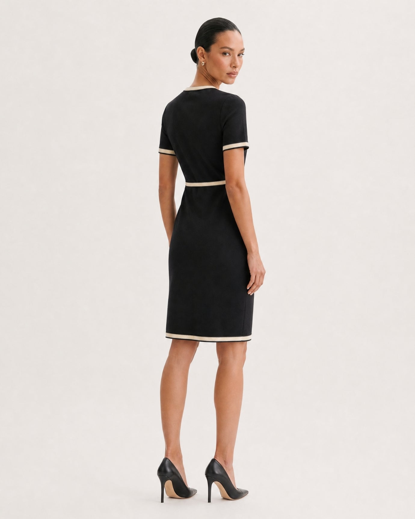 Classic Elegant Knit Little Black Dress Long Sleeve
