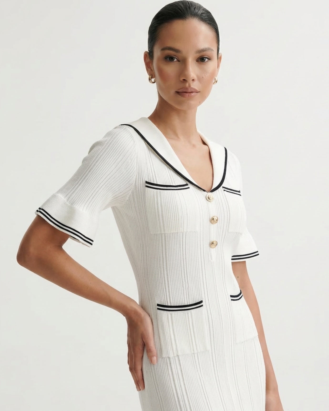 Mile Knit Dress with Special Collar