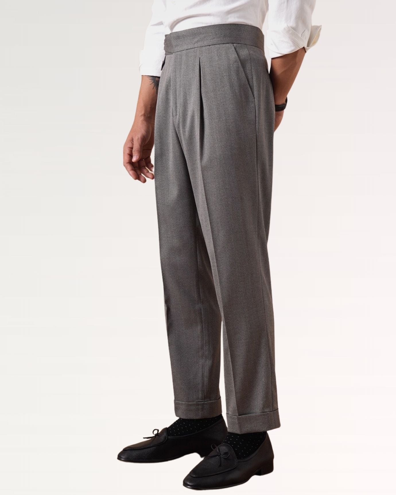 Elegant wool blend trousers with belt loops and tailored silhouette