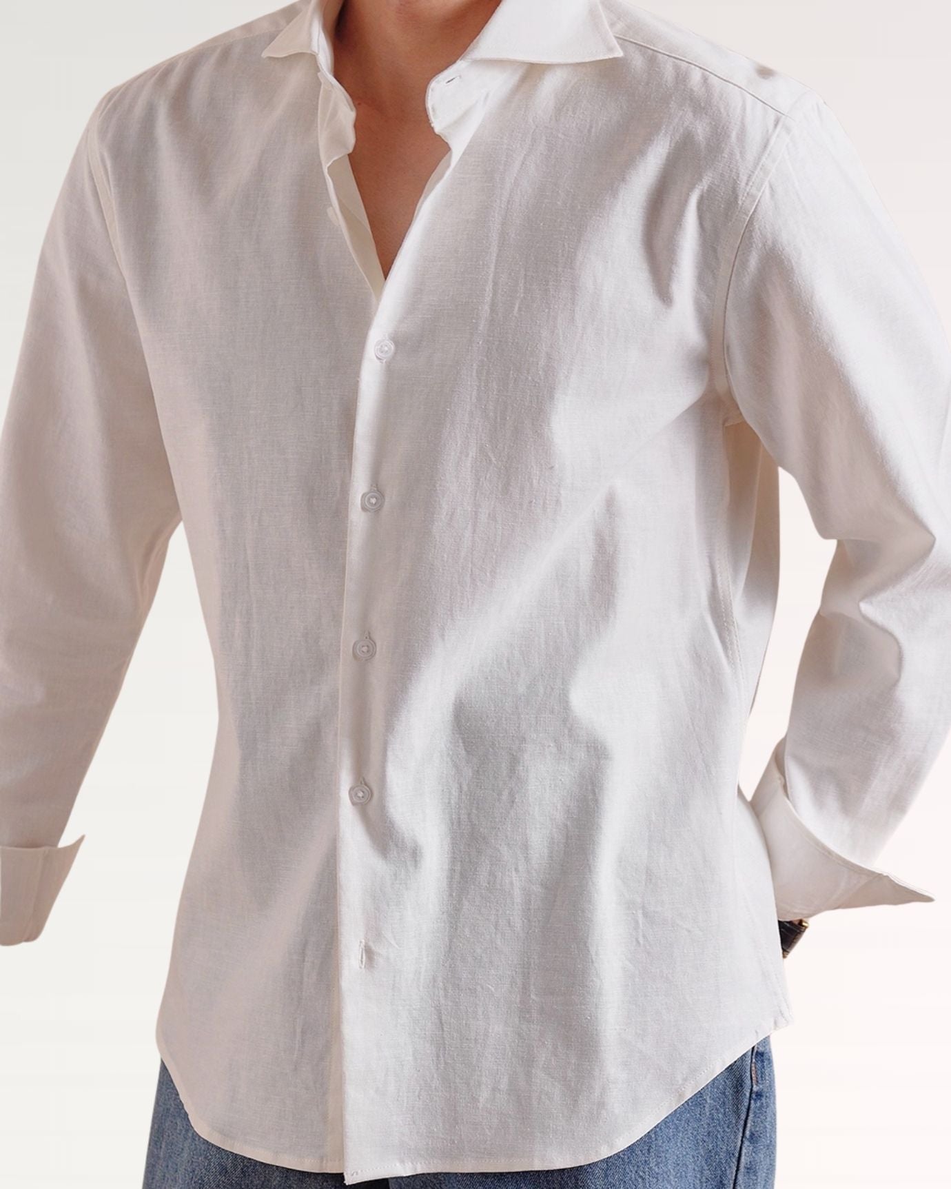 Comfortable Italian cotton linen shirt perfect for warm weather