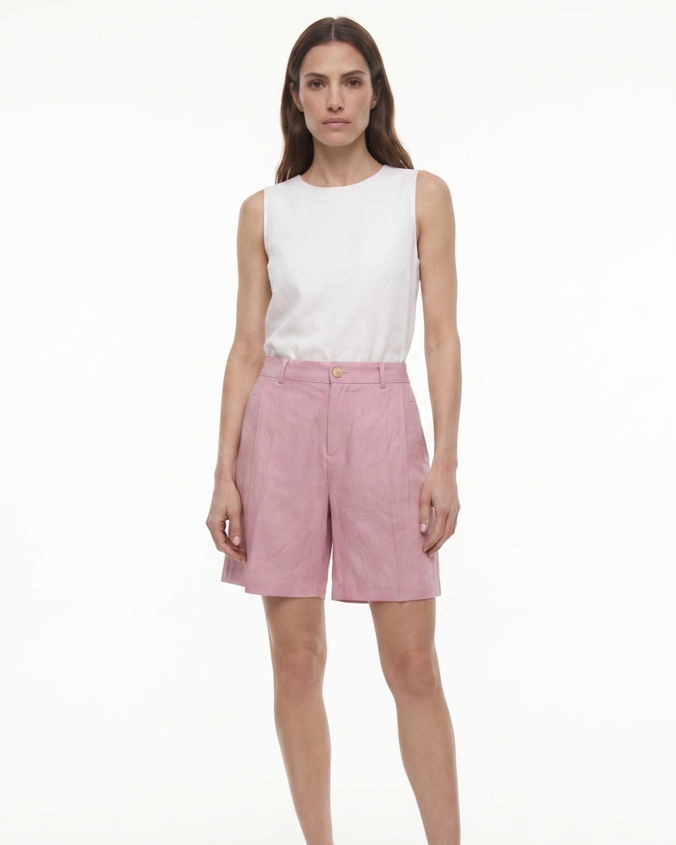 Old Money Woman Linen Shorts