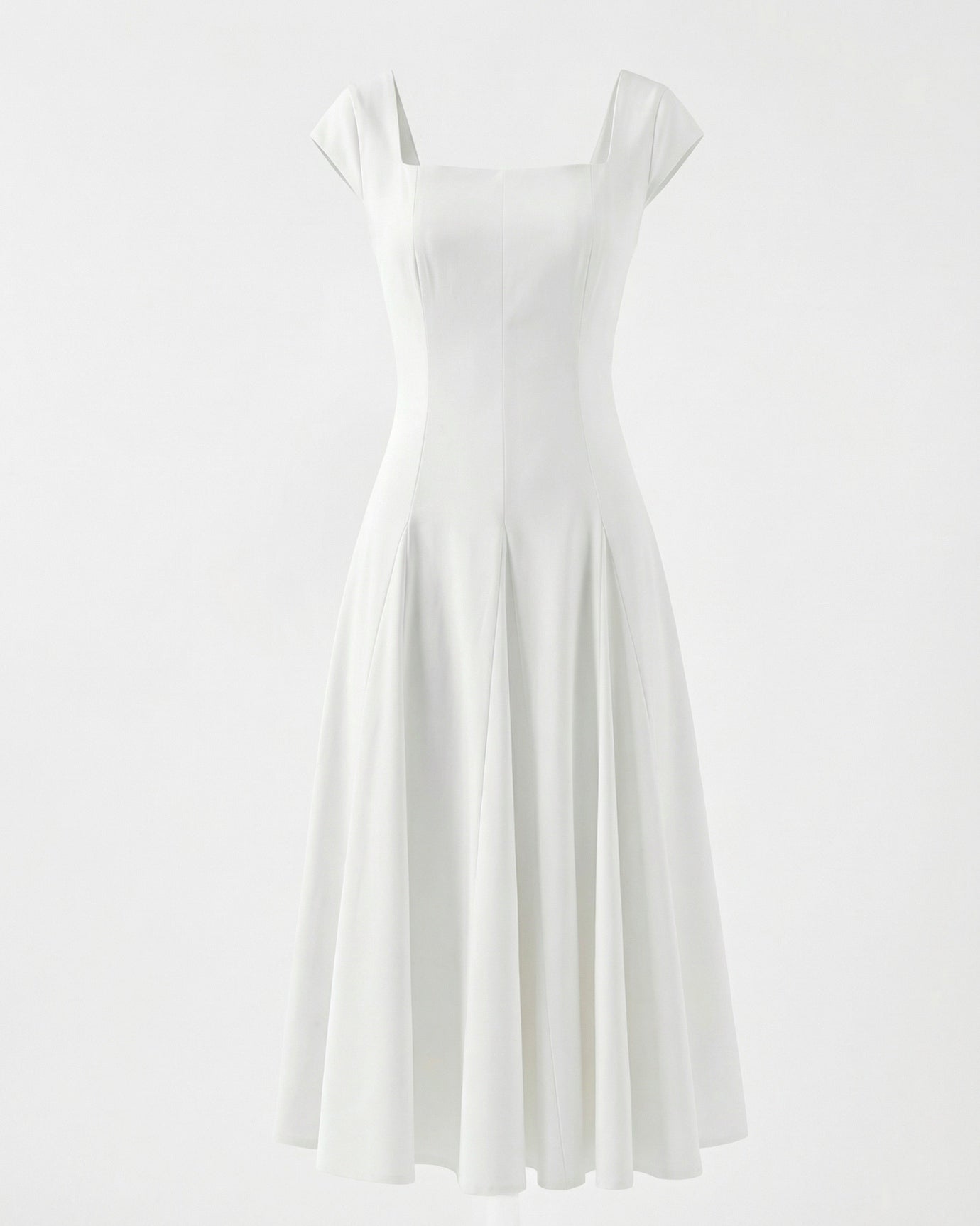 Olivia Klassisches, mittellanges Kleid mit eckigem Ausschnitt und Taillenband