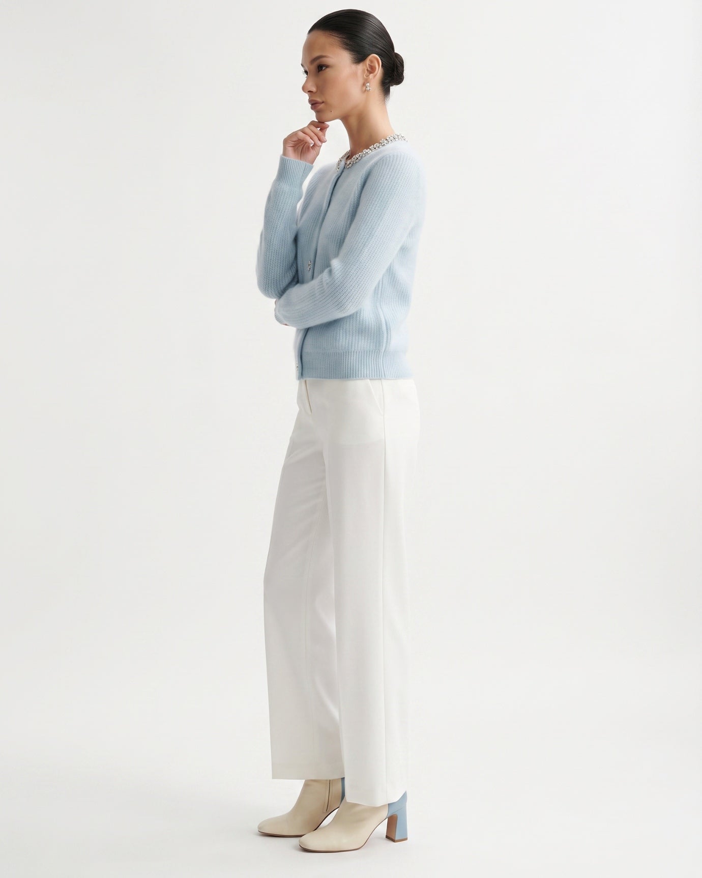 Round Neck Cashmere Knitted Diamond Cardigan