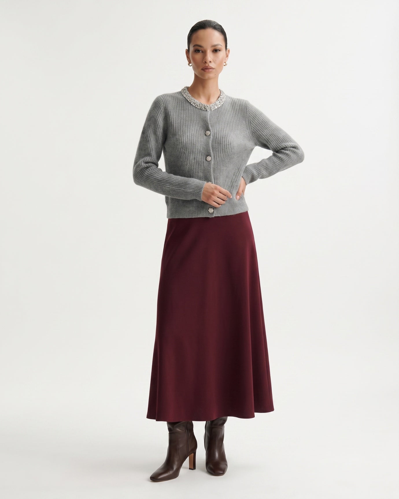 Round Neck Cashmere Knitted Diamond Cardigan