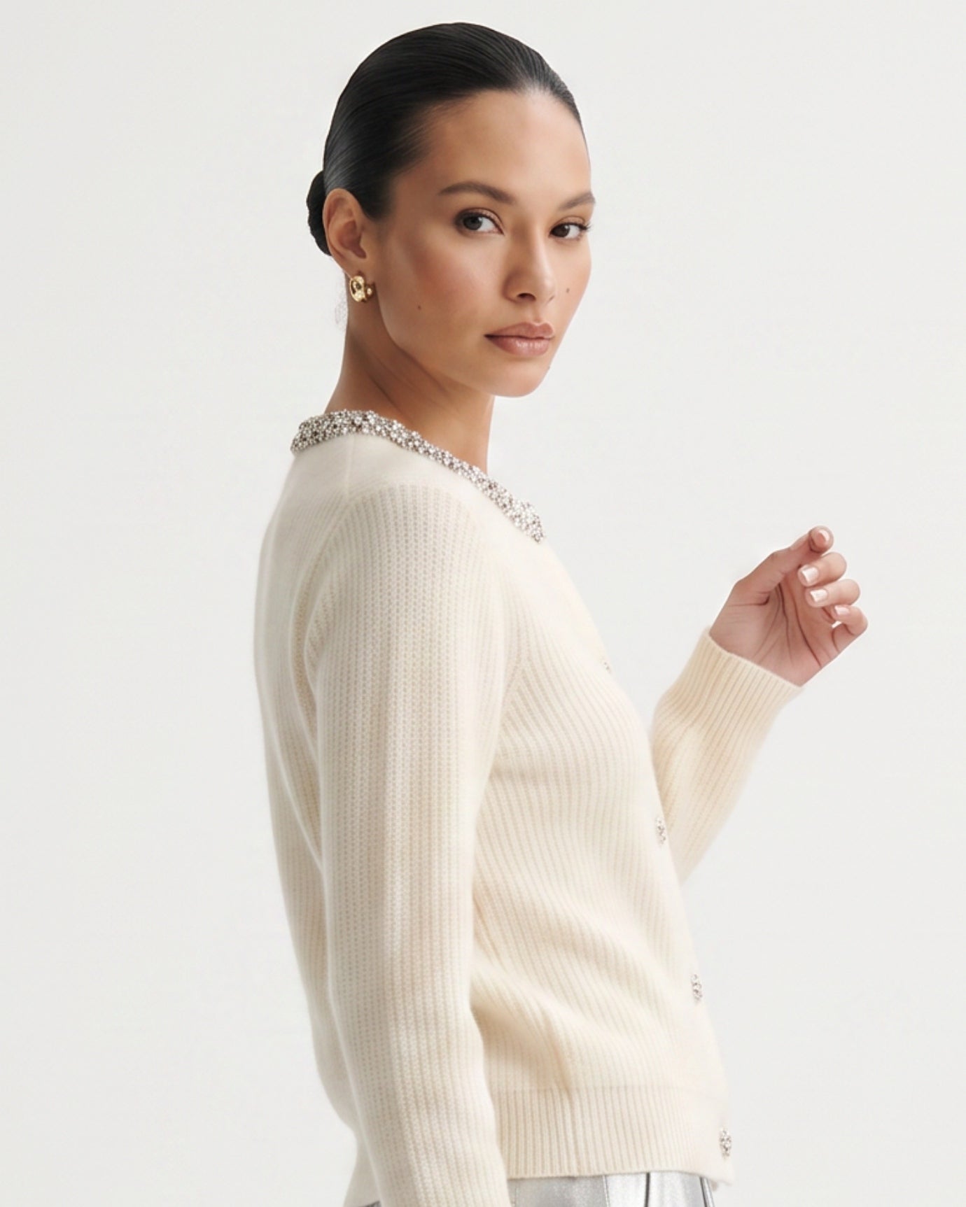 Round Neck Cashmere Knitted Diamond Cardigan