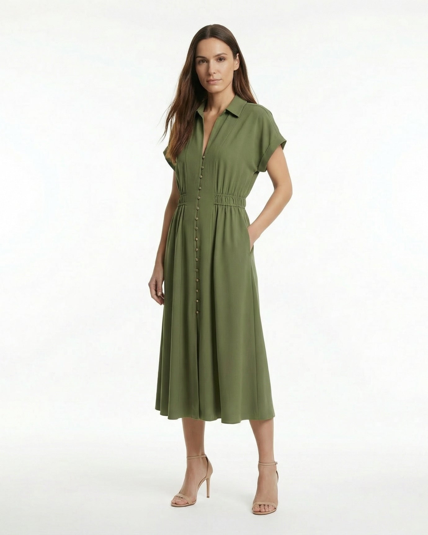 Langes Kleid mit Dorftaille