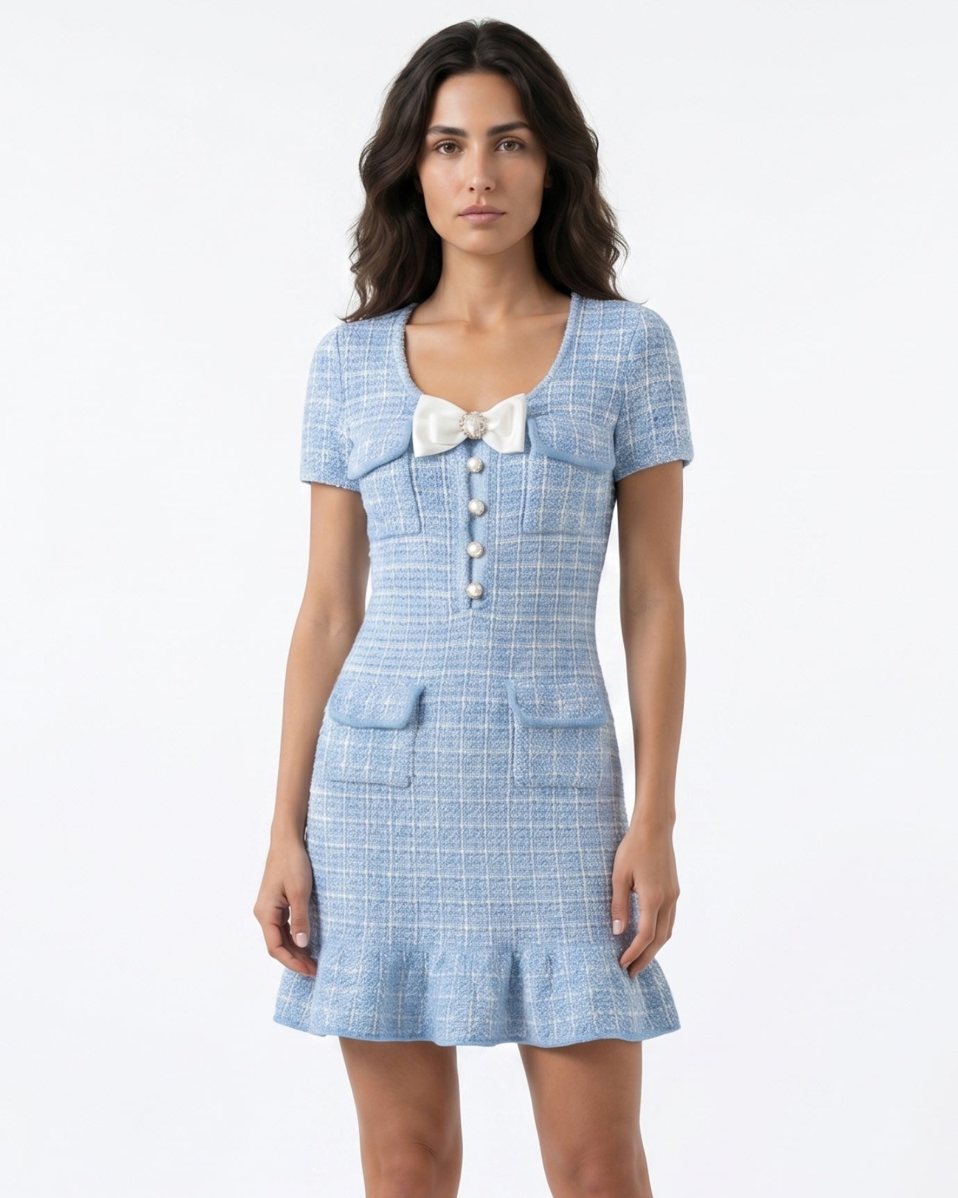 Socialite Kurzärmeliges, gerafftes blaues Kleid
