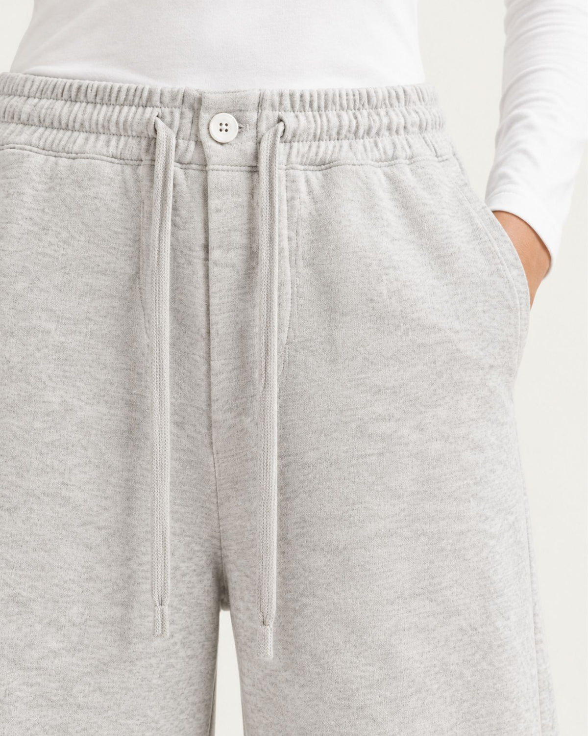 High-Waisted Drapey Star Print Straight Pants