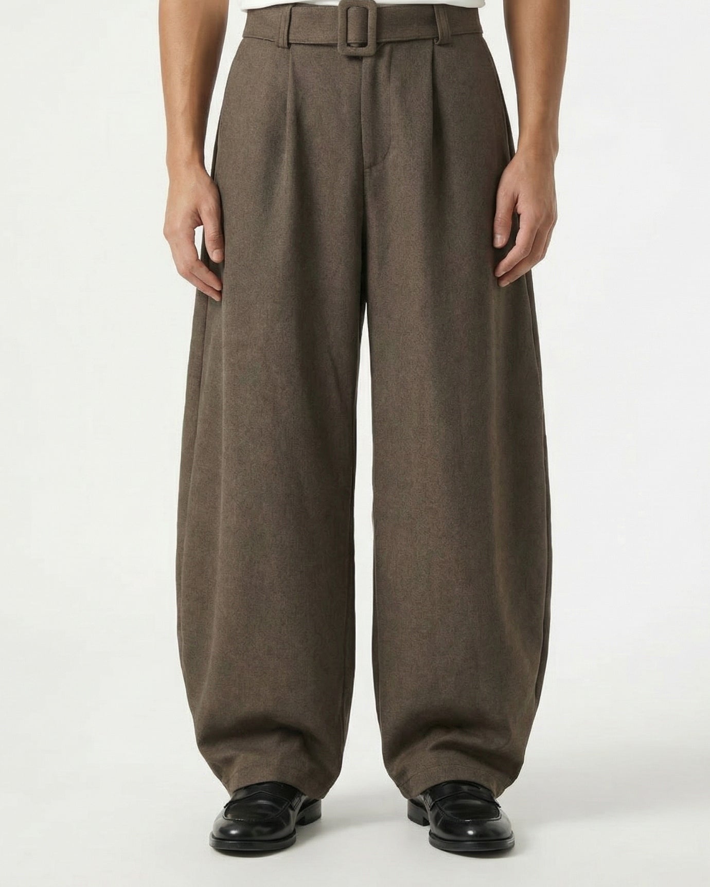 Pantalones plisados ​​estilo Old Money de Lovau | Pantalones de sastrería tridimensionales