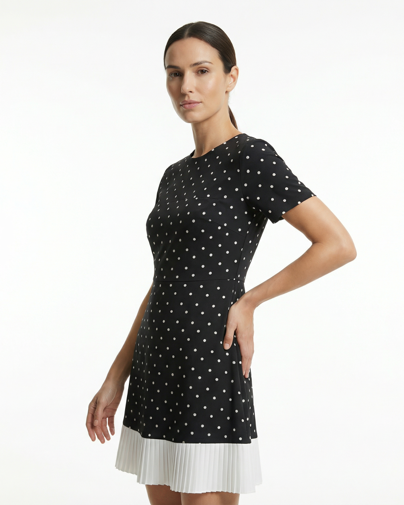 Vestido de seda hielo con lunares